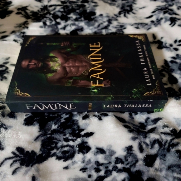 Famine Laura Thalassa Four Horse Men OOP - Picture 3 of 5